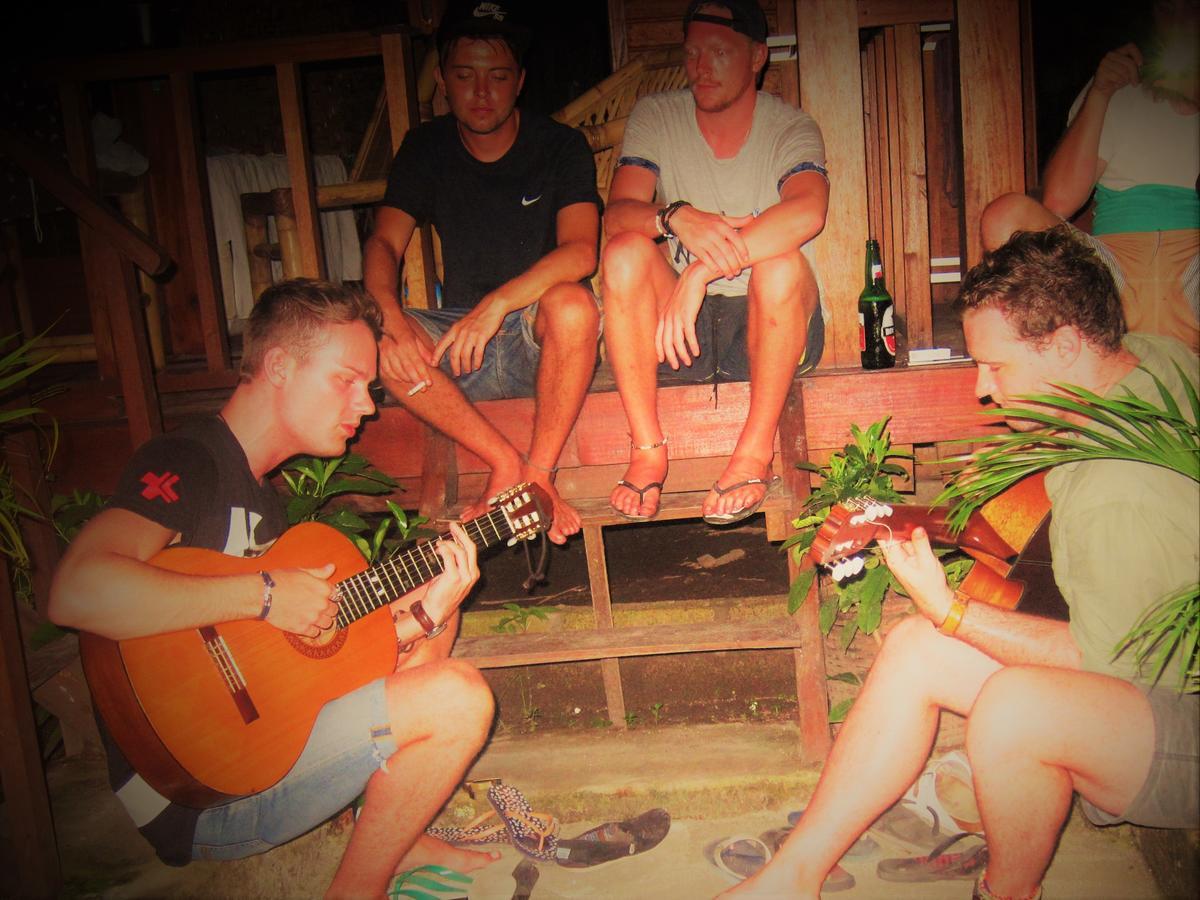 Good Vibes Bungalows Джили Трауанган Екстериор снимка