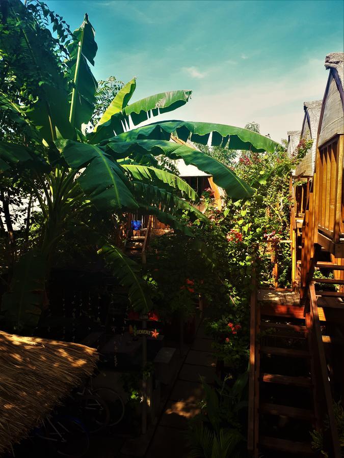 Good Vibes Bungalows Джили Трауанган Екстериор снимка